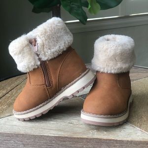 Light Brown Boots with White Faux Fur Cuff